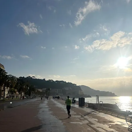 Beachside Chic - Carre D'or - * Nice