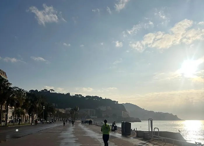 Beachside Chic - Carre D'or - * Nice